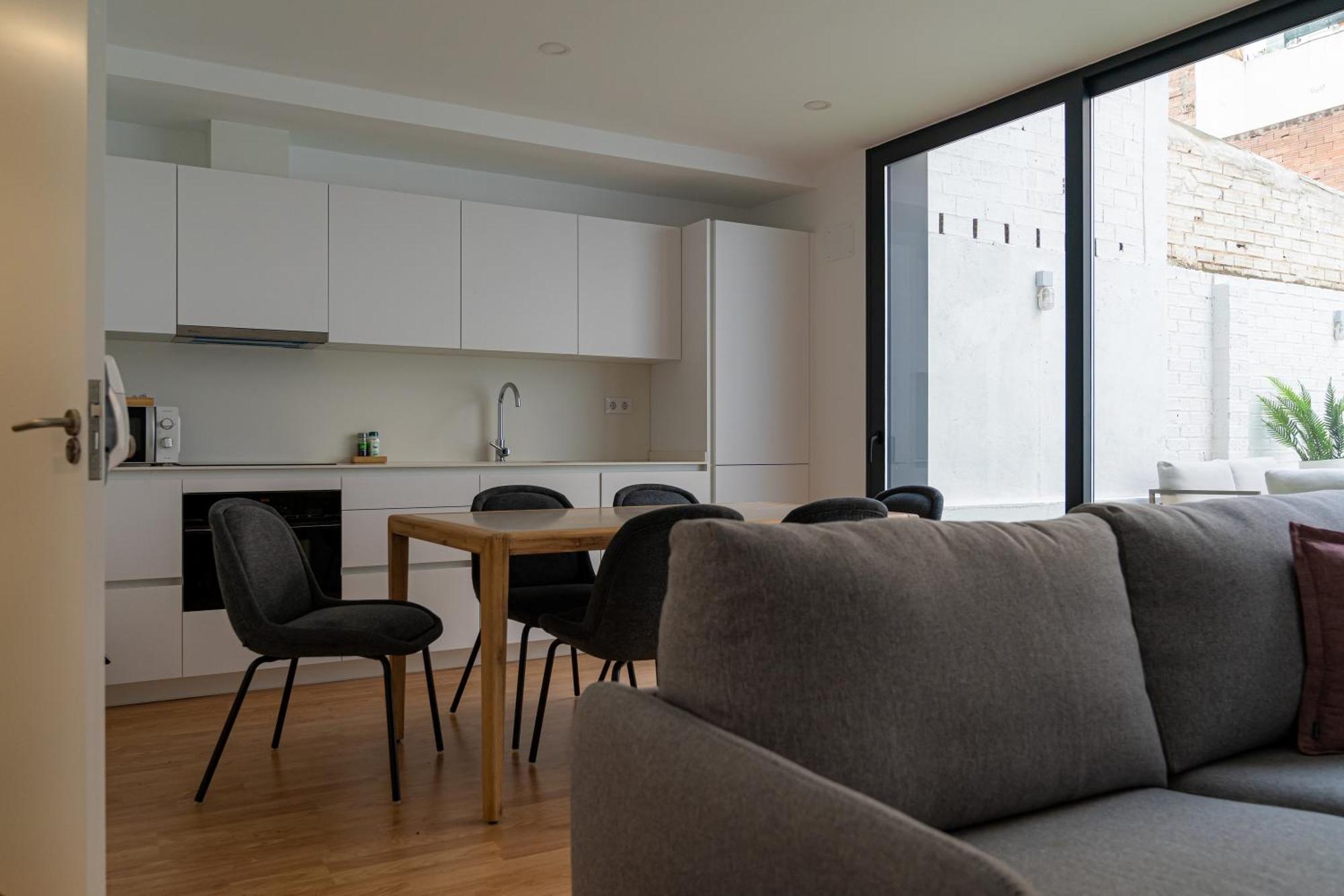 Stay U-Nique Apartments Albeniz Bcn Оспиталет де Лобрегат Екстериор снимка