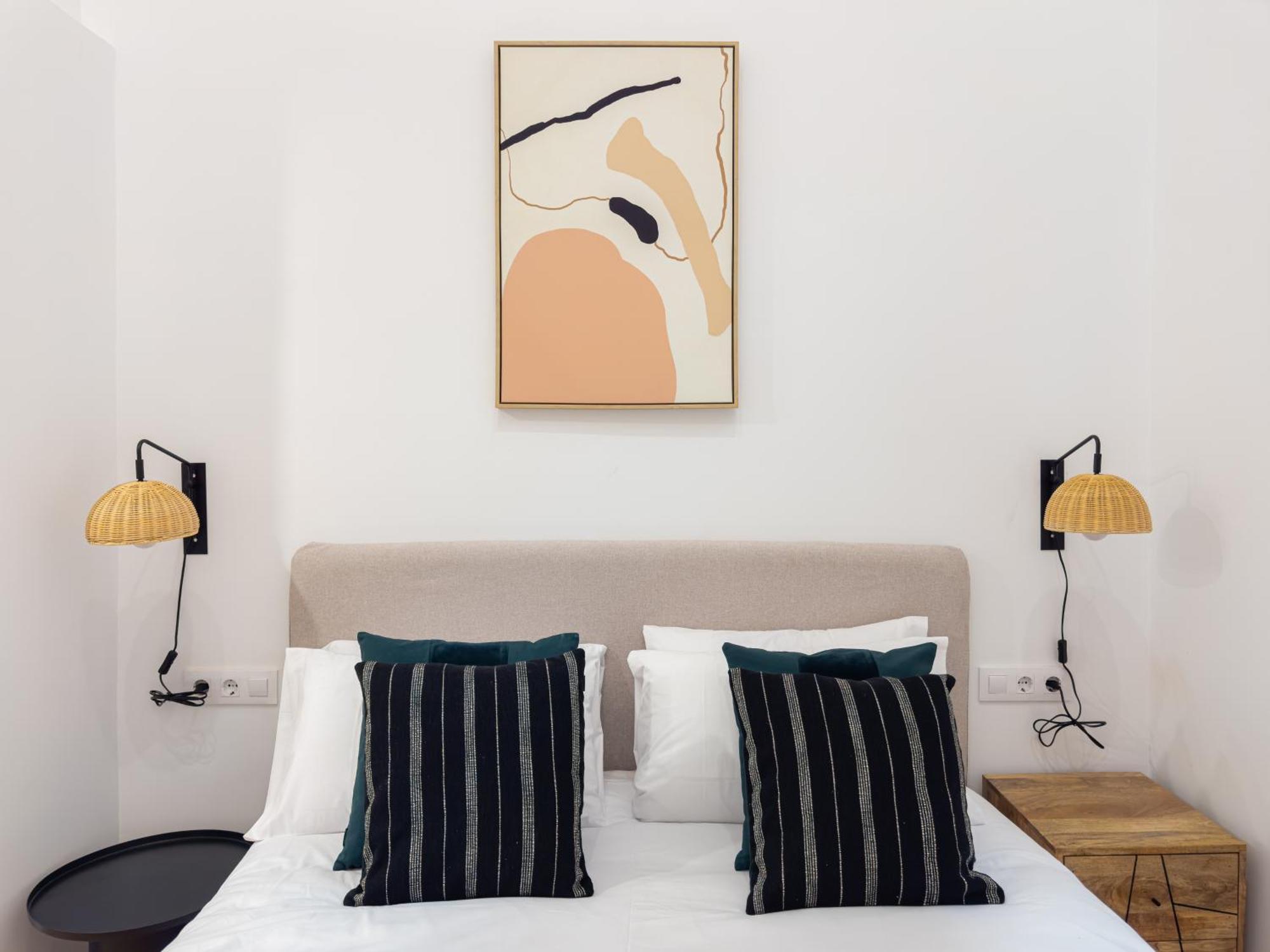 Stay U-Nique Apartments Albeniz Bcn Оспиталет де Лобрегат Екстериор снимка