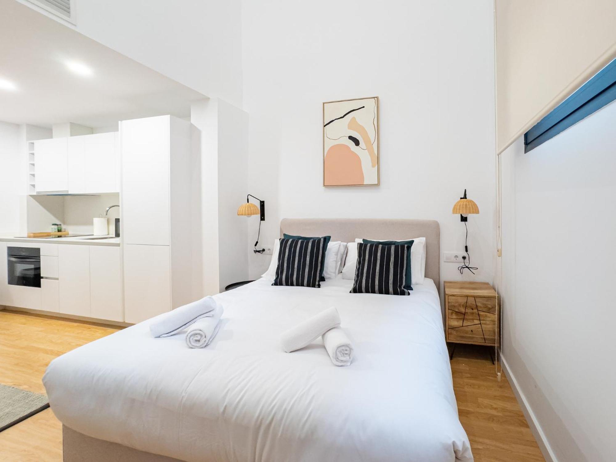 Stay U-Nique Apartments Albeniz Bcn Оспиталет де Лобрегат Екстериор снимка