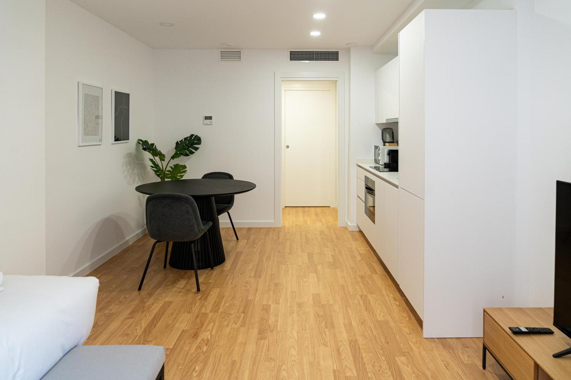 Stay U-Nique Apartments Albeniz Bcn Оспиталет де Лобрегат Екстериор снимка
