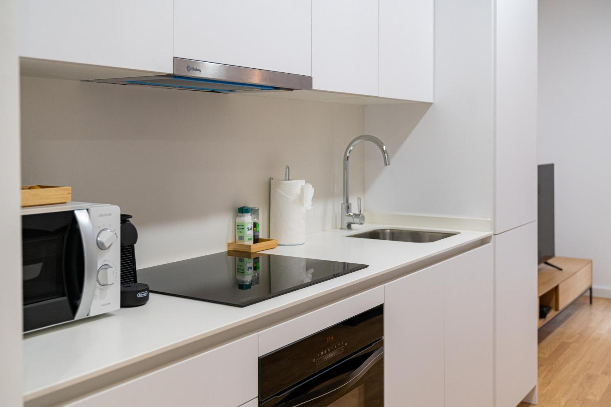 Stay U-Nique Apartments Albeniz Bcn Оспиталет де Лобрегат Екстериор снимка
