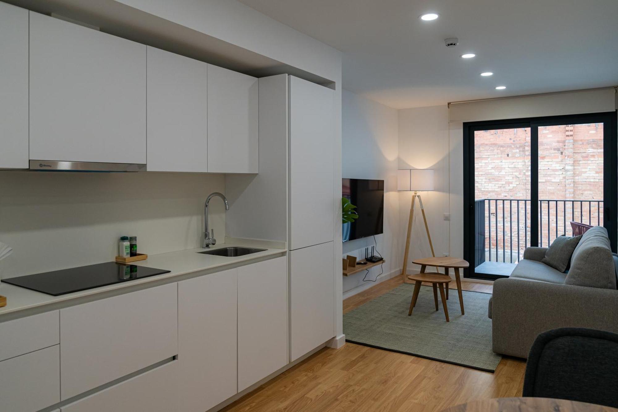 Stay U-Nique Apartments Albeniz Bcn Оспиталет де Лобрегат Екстериор снимка