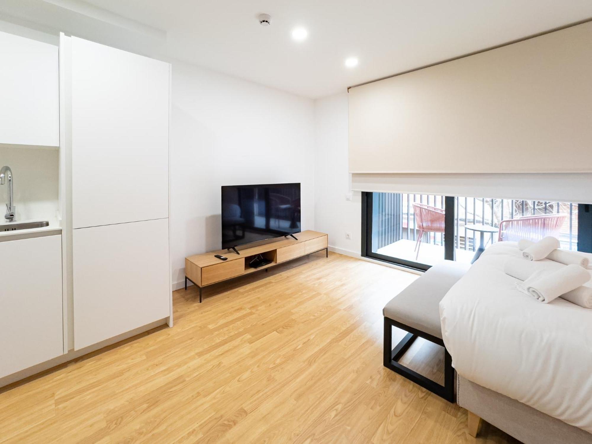 Stay U-Nique Apartments Albeniz Bcn Оспиталет де Лобрегат Екстериор снимка