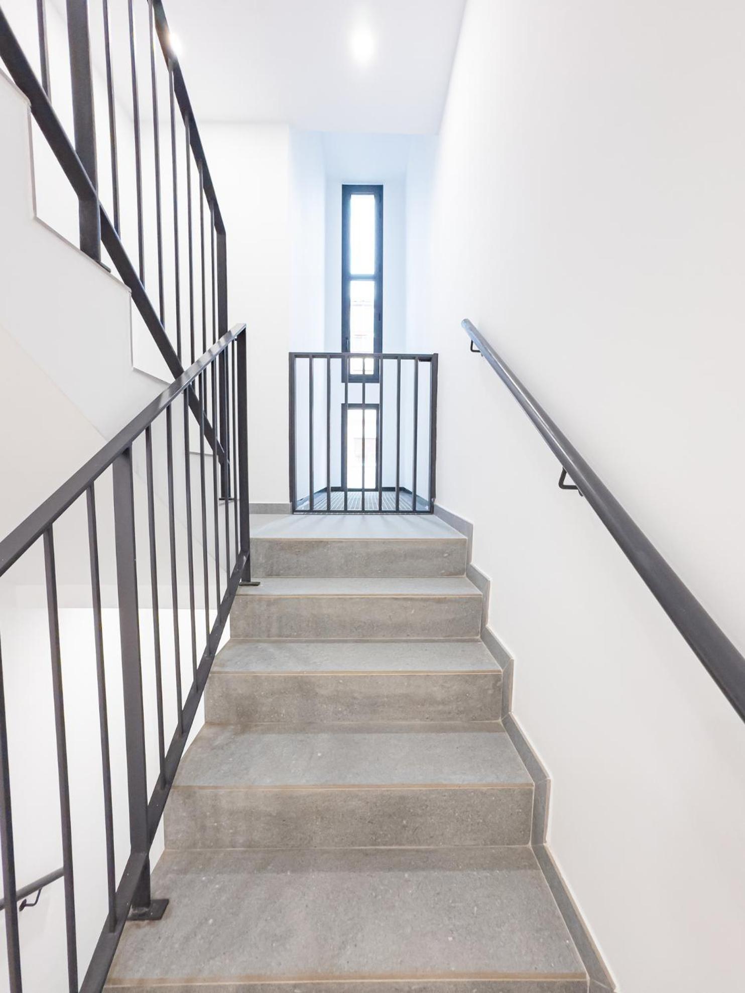 Stay U-Nique Apartments Albeniz Bcn Оспиталет де Лобрегат Екстериор снимка