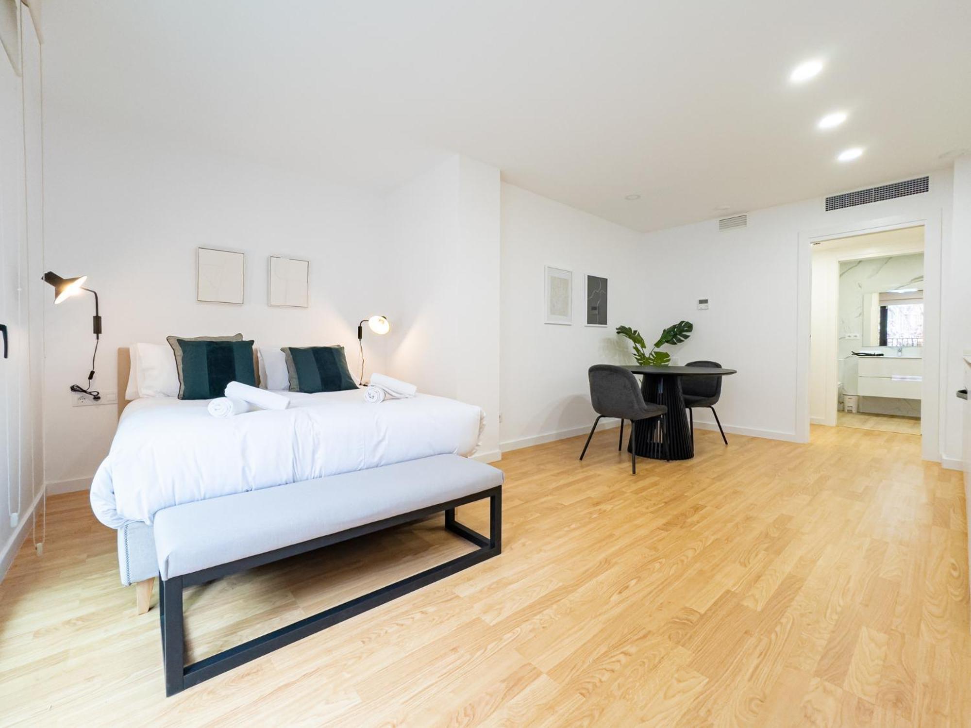 Stay U-Nique Apartments Albeniz Bcn Оспиталет де Лобрегат Екстериор снимка